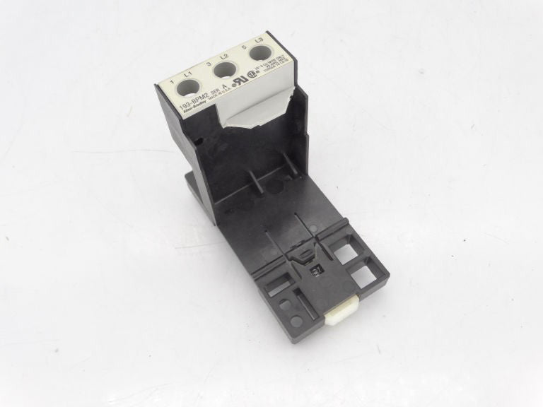 ALLEN BRADLEY 193-BPM2 Mounting Bracket - Used