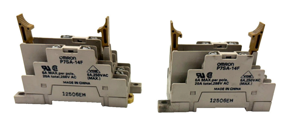 OMRON CUBE RELAY P7SA-14F BASE