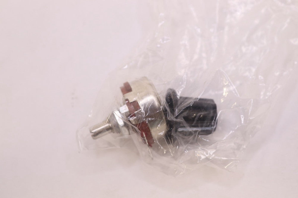  Single Turn Rotary Linear Taper  Pot With Knob A13060500UX0041