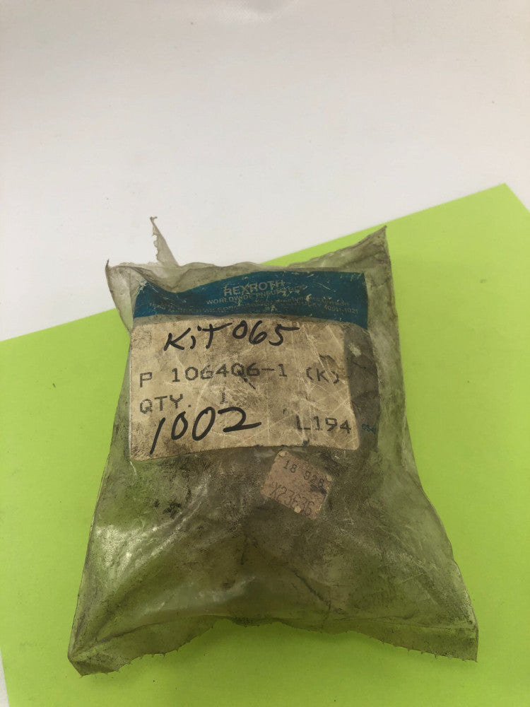 Mannesmann Rexroth Bosch  P-106406-1 (K)   Rod Gland **NEW** In Sealed Bag