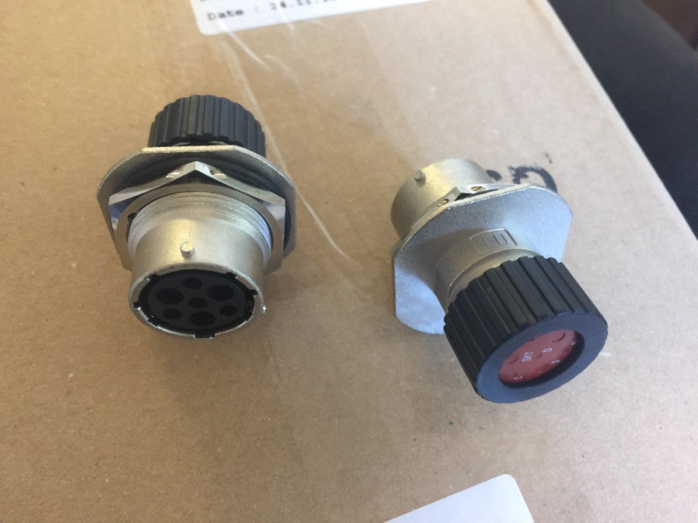 TNM192993-115, 192993-0110 ITT Cannon Trident Connectors  (3 PCS)