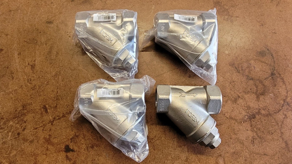 Lot of 4 FNW FNWYSSG 1" Stainless Steel Y Strainers 800 CF8M