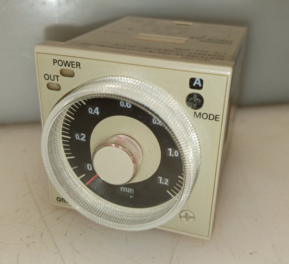 NEW OMRON H3CR-A8 MULTIFUNCTION ANALOG TIMER 100-240 VAC