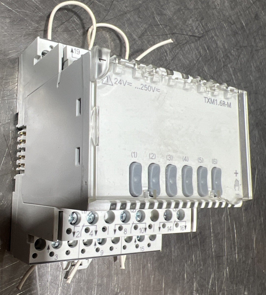 Siemens TXM1.6R-M I/O Module Nos Surplus Fresh Take Out