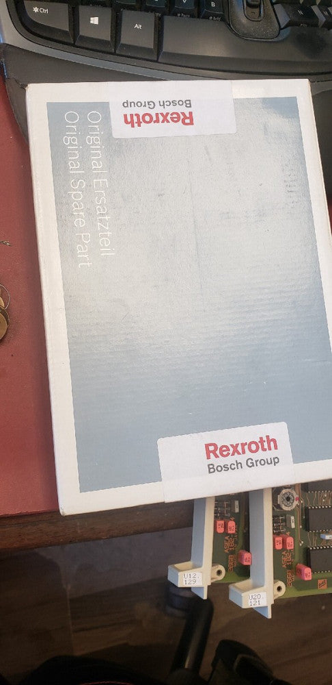 BOSCH R900313902 / Bosch Rexroth R900313902. Seal kit  (BRAND NEW) ( B1-2D)