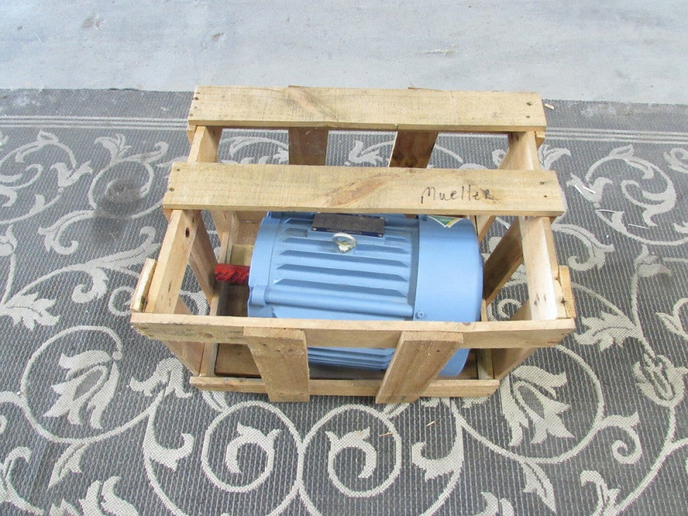 HYUNDAI CROWN TRITON PKP213SR234, ELECTRIC MOTOR, 7.5hp - 575V/3ph/60hz/1760rpm 