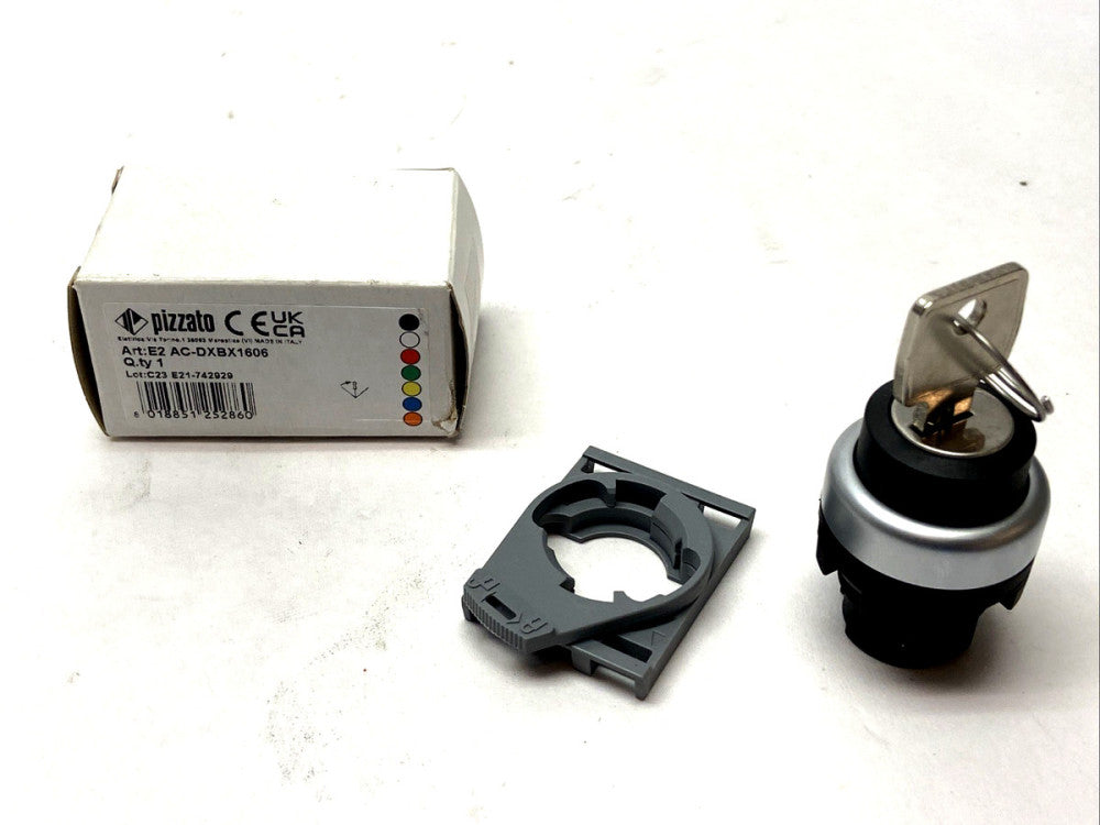Pizzato E2 AC-DXBX1606 Keyed Selector Switch