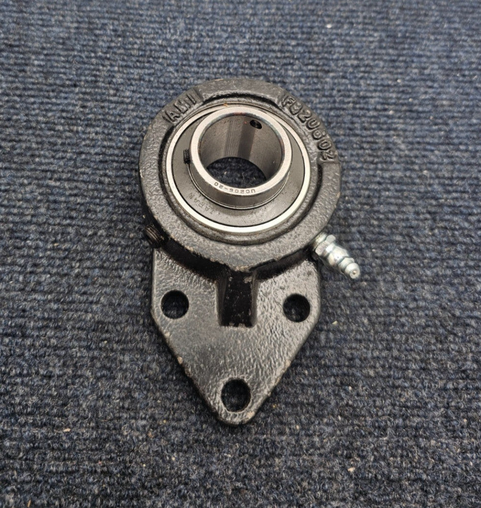 AMI FB206-02: HOUSING UNIT W/ UC206-20 BEARING 2J B