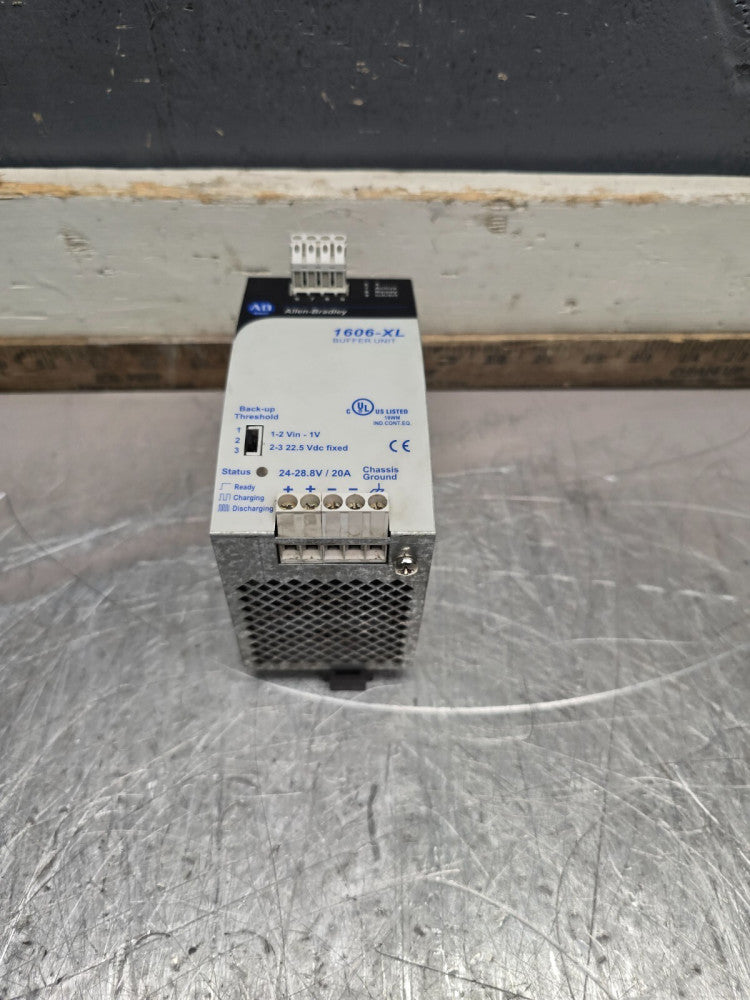 ALLEN BRADLEY 1606-XLBUFFER , DC BUFFER UNIT24-28.8V, NICE TAKEOUT! MAKE OFFER!