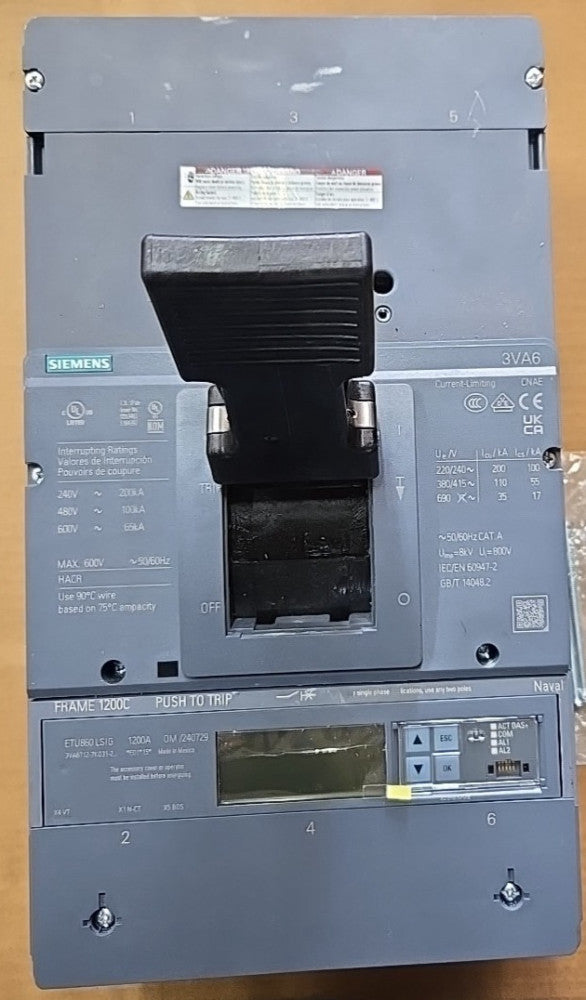NEW ITE Siemens 3VA6712-7KQ31-2AA0 600VAC 400A 3 Pole Unit Circuit Breaker NNB