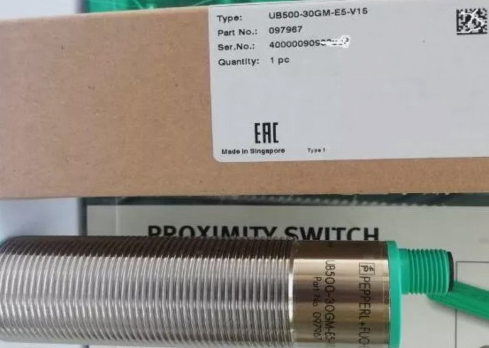One New PEPPERL+FUCHS UB500-30GM-E5-V15 PLC ULTRASONIC SENSOR, 30MM 10-30VDC