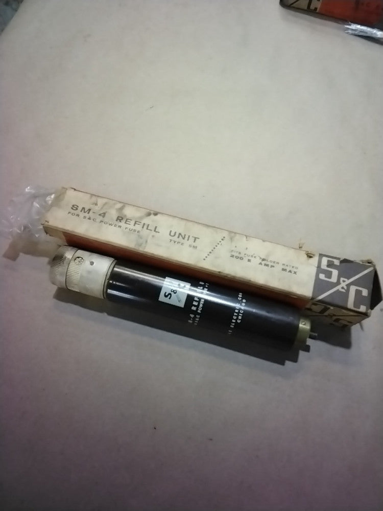 S&C Electric SM-4 Fuse Refill Unit 122075-R4 200E Amp Max