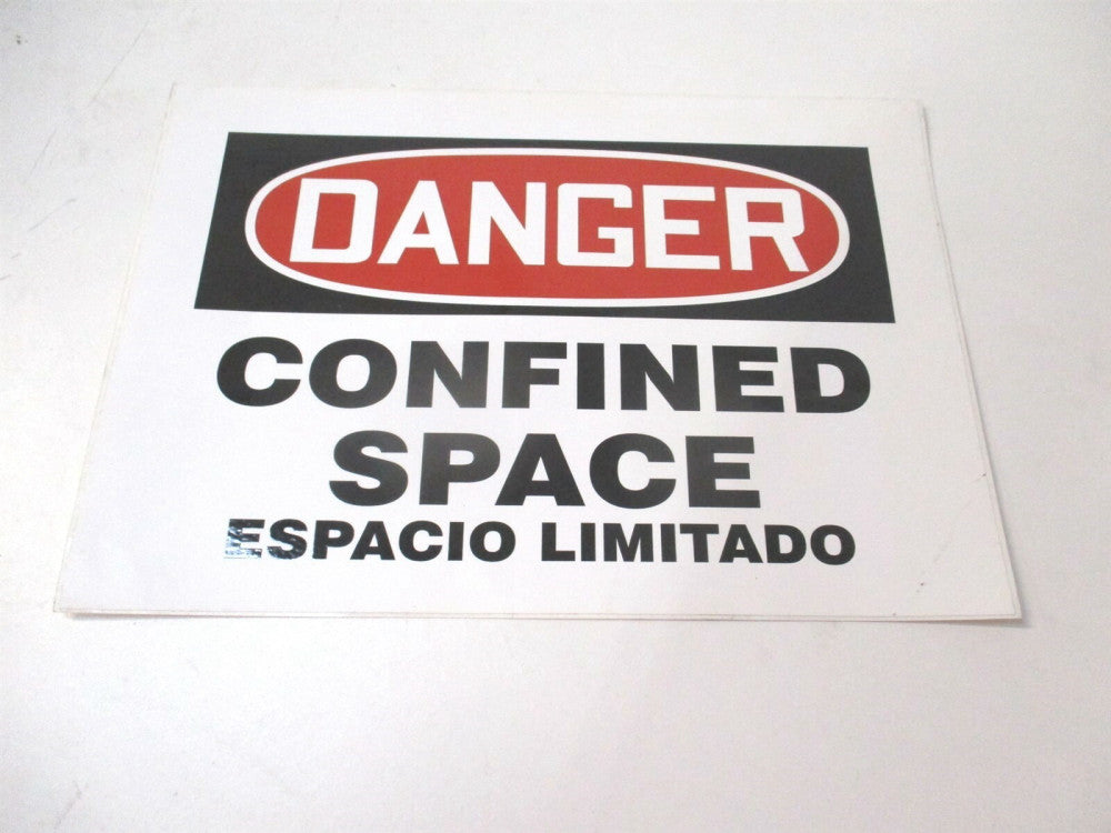 Accuform (219079-7X10S) 7" x 10" Confined Space Spanish-Bilingual Danger Sign