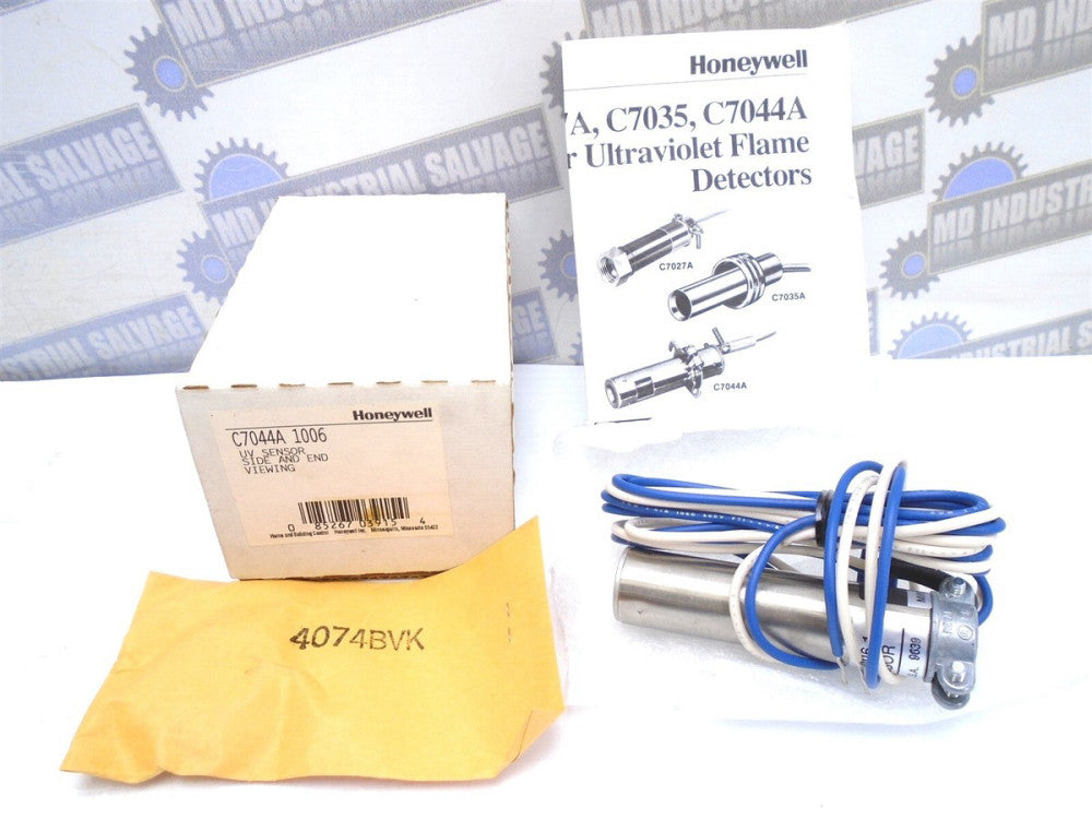 HONEYWELL - C7044-1006 - MINIPEEPER ULTRAVIOLET UV FLAME DETECTOR -(NEW in BOX)