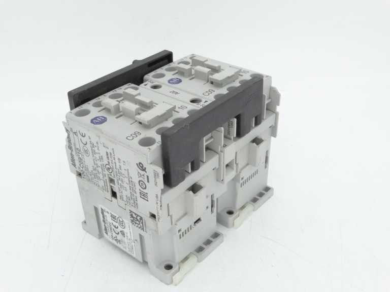 ALLEN BRADLEY 104-C09D22 CONTACTOR