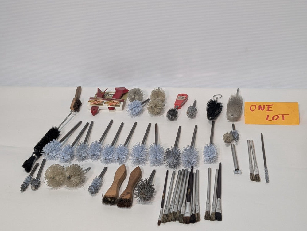 Lot of 45+ Bottle & Tube Brushes, Cleaning & Paint Brushes, Pre Owned, As Shown