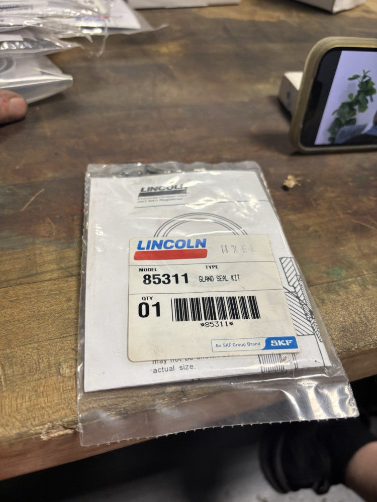 NEW LINCOLN Gland Seal Kit  INDUSTRIAL 85311 85311