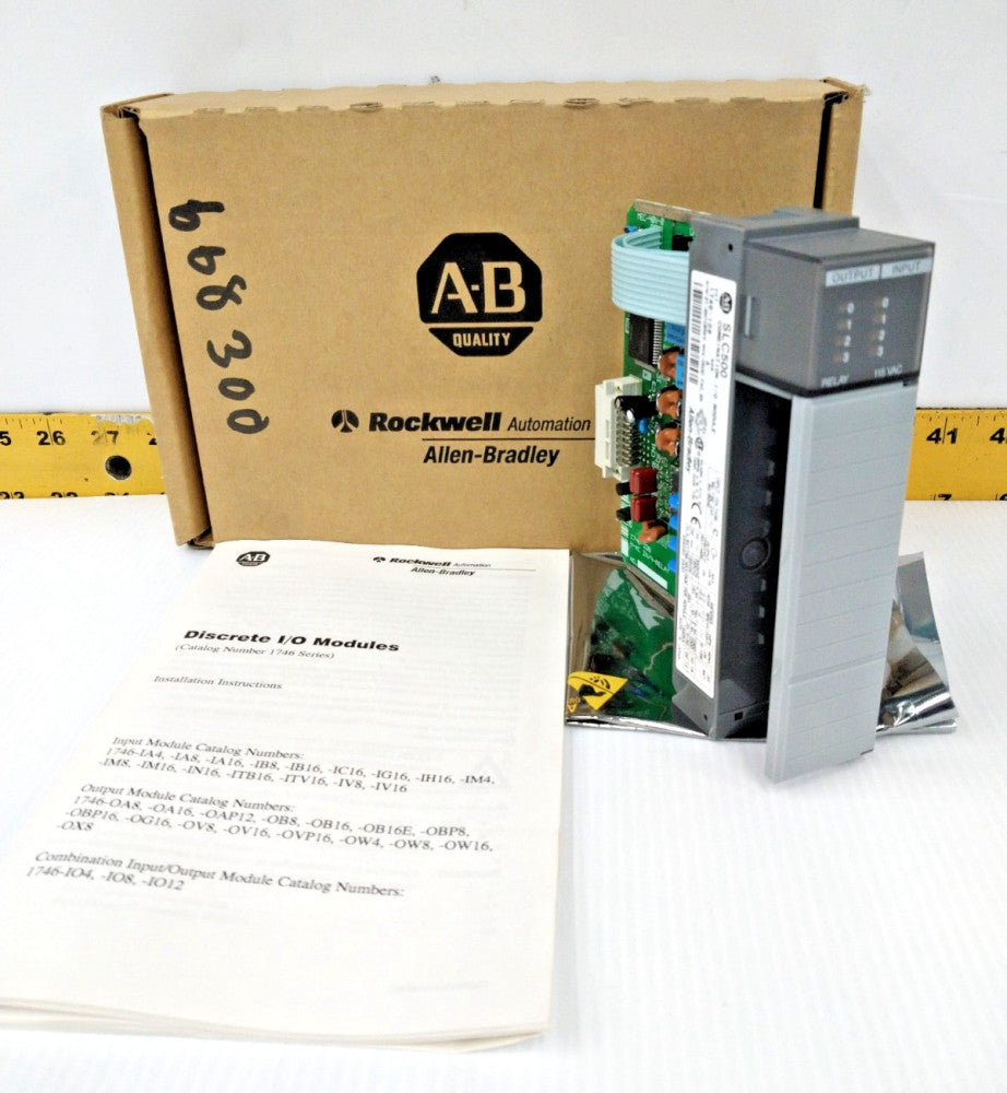 New Allen-Bradley SLC 500 Combination I/O Module  1746-IO8  Series A