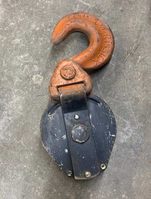 SNATCH BLOCK 15-TON 10 IN W/MCKISSICK CL 440-8 STEEL EYE CHAIN CABLE HOOK
