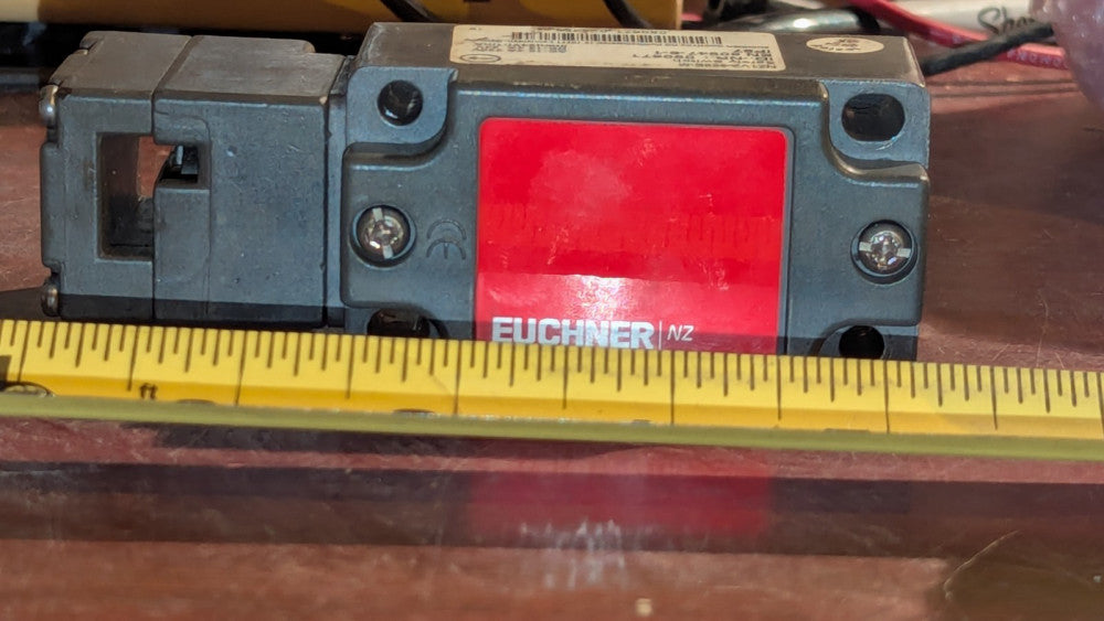 Used Euchner Safety Switch 090671 / NZ1VZ-528E-M