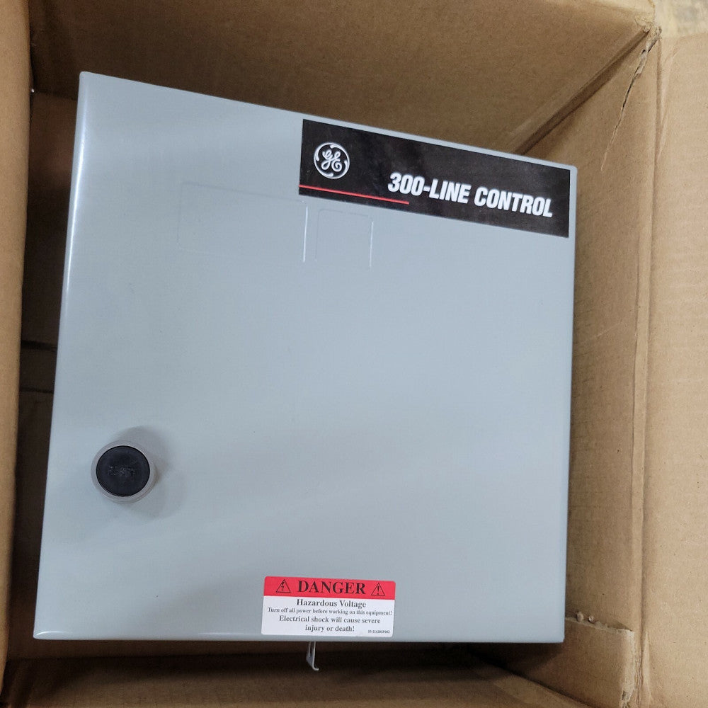 NOS Ge General Electric 300-Line Control CR306C10400XATAAF 