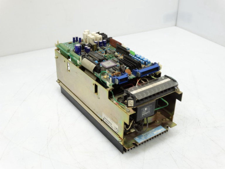 YASKAWA ELECTRIC CACR-SR-10SZ1SFY221 SERVO DRIVE