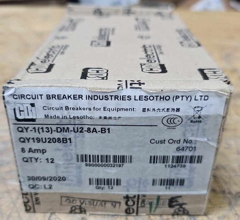 Box of 12 CBI 8A Circuit Breakers QY19U208B1 1 Pole Units