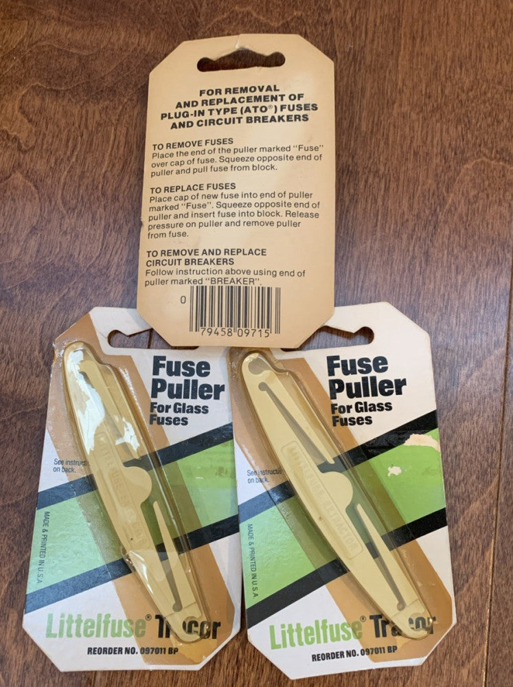Littlefuse 097015 Automotive Blade Fuse & Ceramic / Glass Fuse Puller  {LOT OF 3