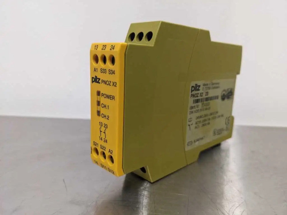 Pilz 774303 Safety Relay 24VAC 2VA/ 24DC 2W 5, 6 2 PNOZ X2 2S