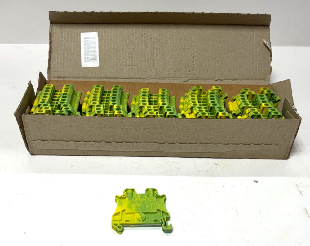 PHOENIX CONTACT TERMINAL BLOCK LOT OF 50 UT2.5-PE IEC 60947-7-2 26-12AWG