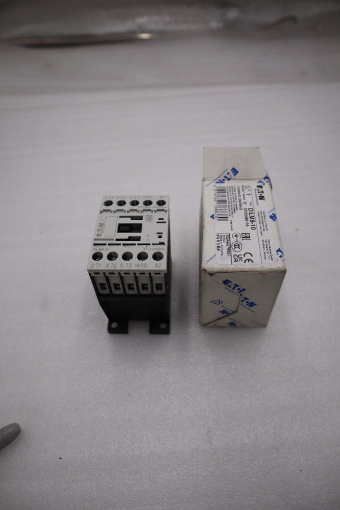 NEW EATON DILM9-10 XTCE009B10TD CONTACTOR 24VDC STOCK H444A