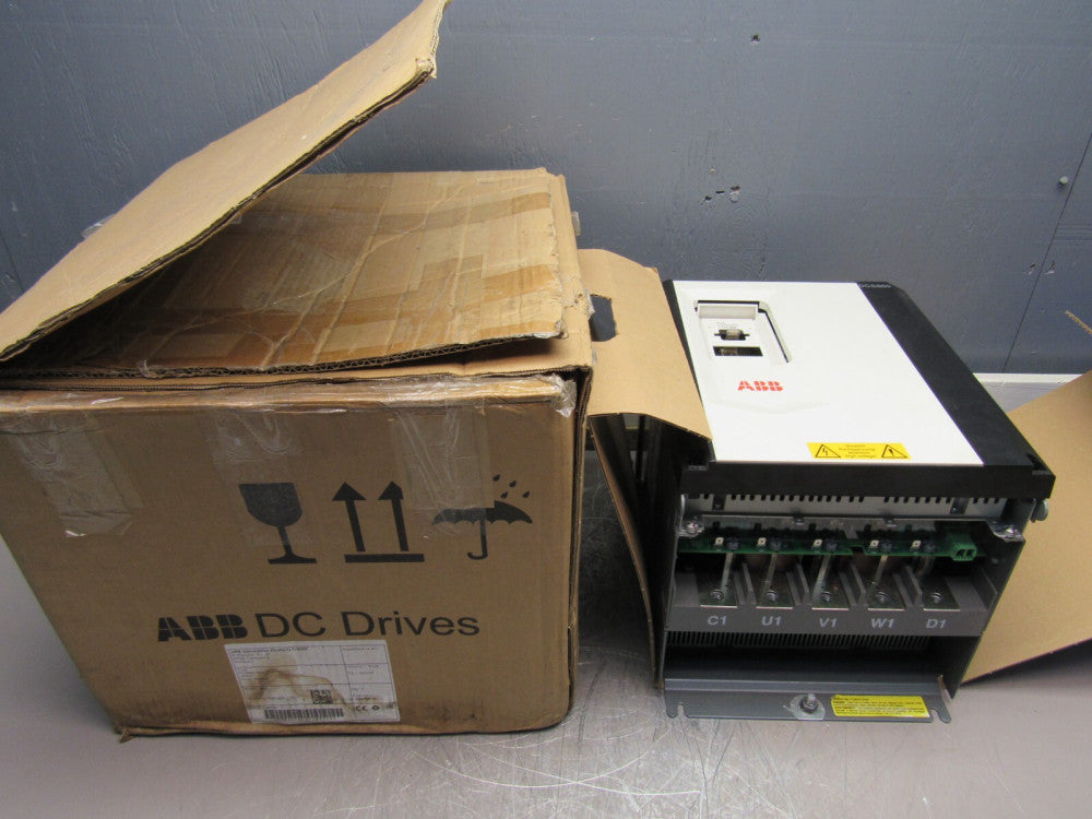 ABB DCS880 DRIVE DCS880-S02-0200-05X0+K475 125HP 196A W/ETHERNET NEW IN BOX !!