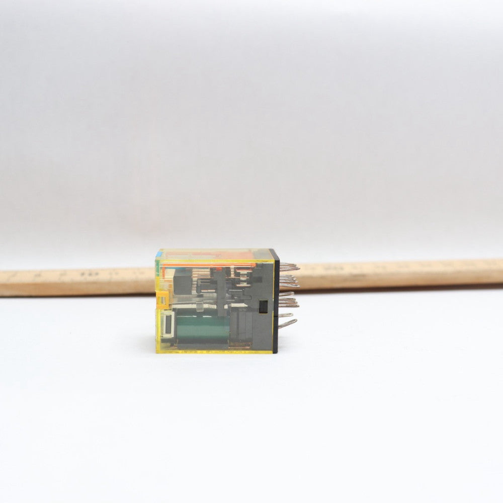 Idec Relay RU Series 4PDT 6A 24VDC Coil RU4S-M-D24