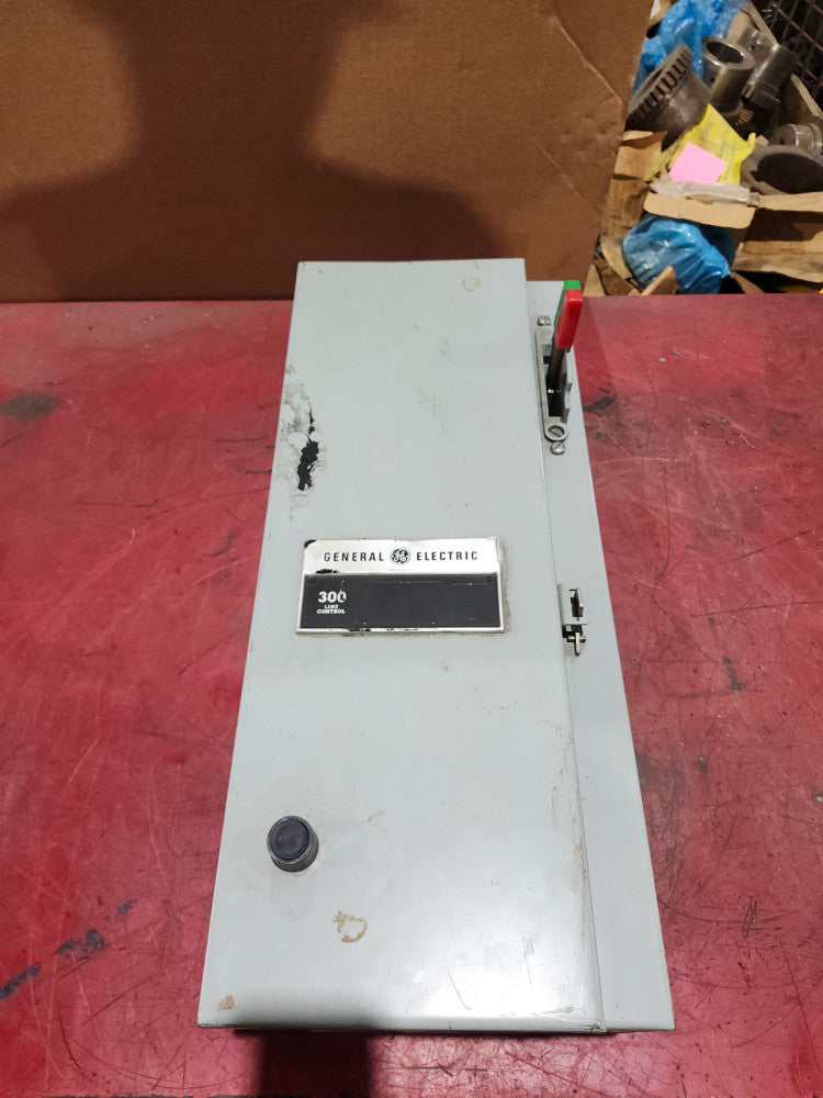 NEW NO BOX GENERAL ELECTRIC CR387X290B TYPE 1 ENCLOSURE W/ CR306D0,TEC36050