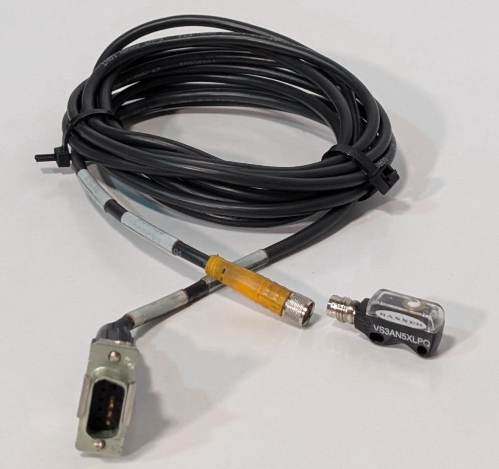 Banner VS3AN5XLPQ miniature photoelectric sensor to Dsub connector cable assy