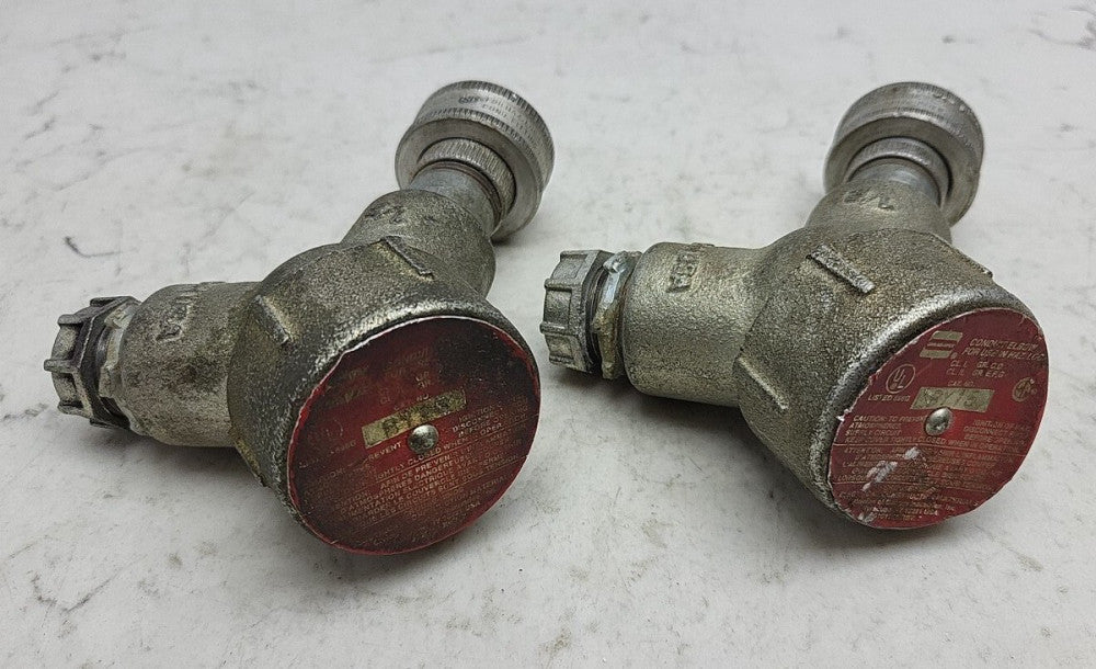 2 Pack Crouse Hinds LBY15 1/2" 90 Conduit Condulet Body Elbow *USED 