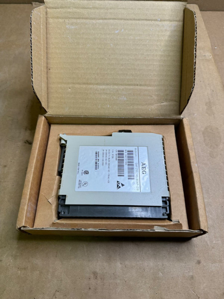 SCHNEIDER TSX COMPACT AS-BDAP-218 DISCRETE OUTPUT MODULE, 115-230 VAC, M/O!