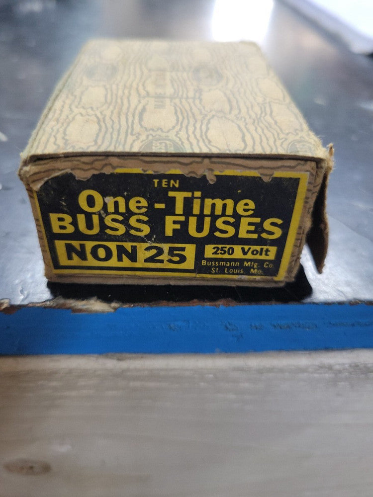 1 - NEW Bussman One-Time NON 25 25A 250V Fuse NEW OLD STOCK