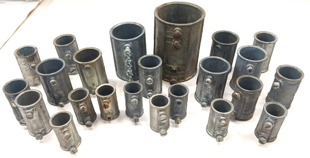 EMT SET SCREW COUPLING ASSORTED  LOT OF 27