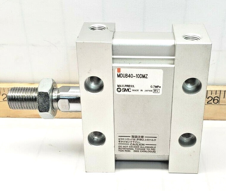 New SMC Compact Plate Pneumatic Cylinder 40mm X 10mm 0.7 MPa  MDUB40-10DMZ