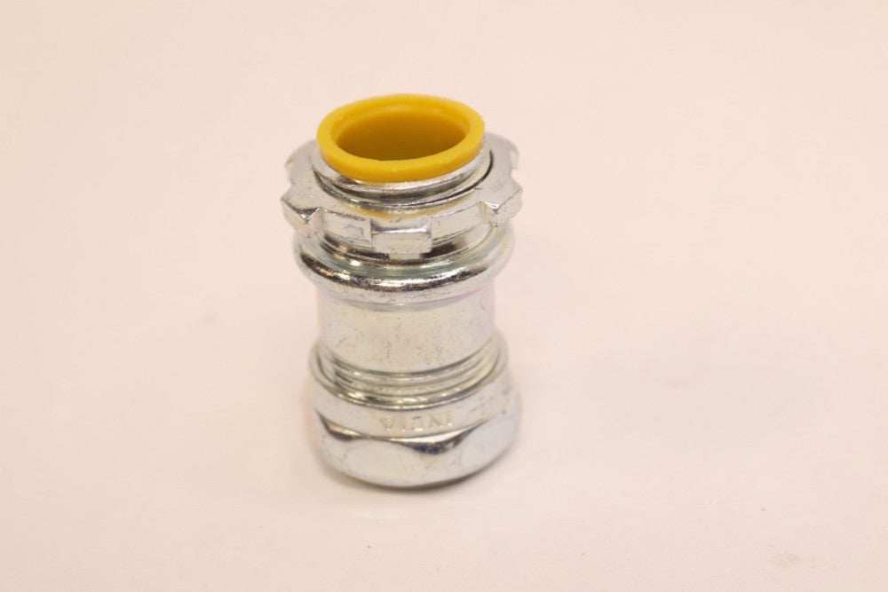 Hubbell Raco Zinc Plated Connector & Insulator Compression 1/2" Steel 2912