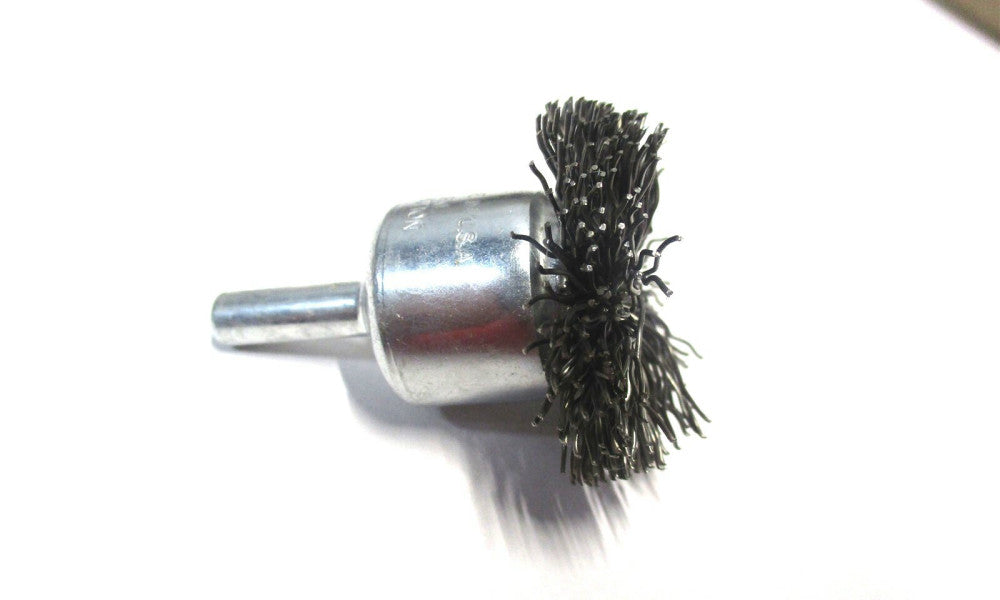 Weiler (10038) 1-1/2" x 1/4" 20000 RPM Steel Flared Crimped End Brush