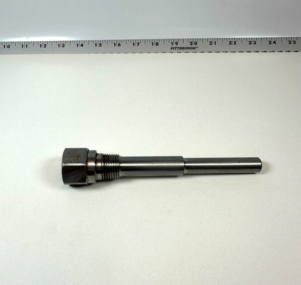 PM CRM F22 HTK3004 Thermowell 1/2"MPT x 1/2FPT - 6 1/4"OAL Metallic - NOS