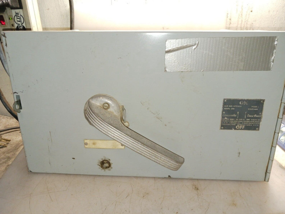 ITE V7F3604 Vacu-Break Fusible Panelboard Switch 200 Amp 3 Pole 480/600 Vac