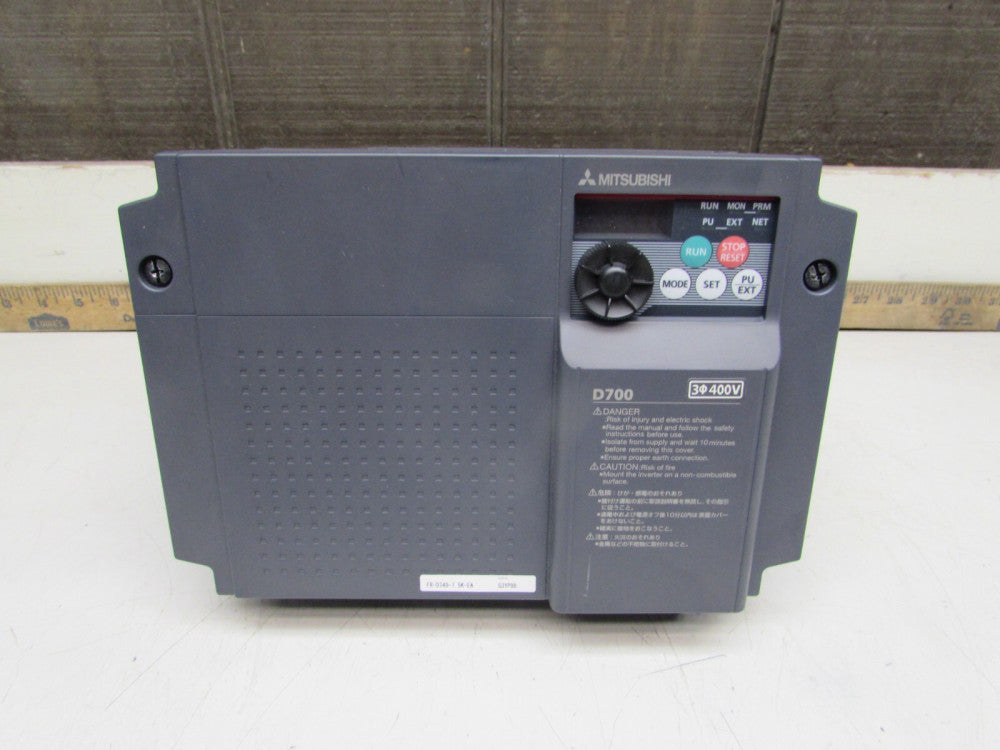 MITSUBISHI FR-D740-7.5K-EA , AC DRIVE, 380/480V, 16 A/ 7.5kW, TAKEOUT MAKE OFFER
