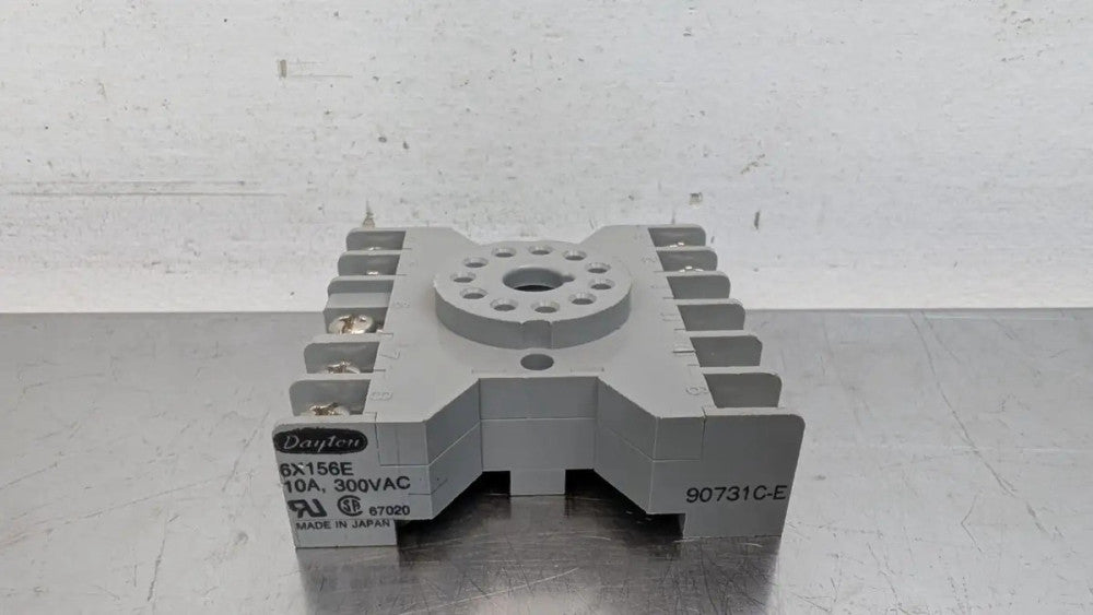 Dayton 6X156E Relay Socket Base 300VAC 10A
