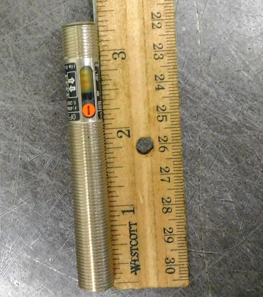 IFM OF5060 OFB-FNKG Diffuse Reflective Sensor 12mm DIA 400mm Range 4 Wire DC
