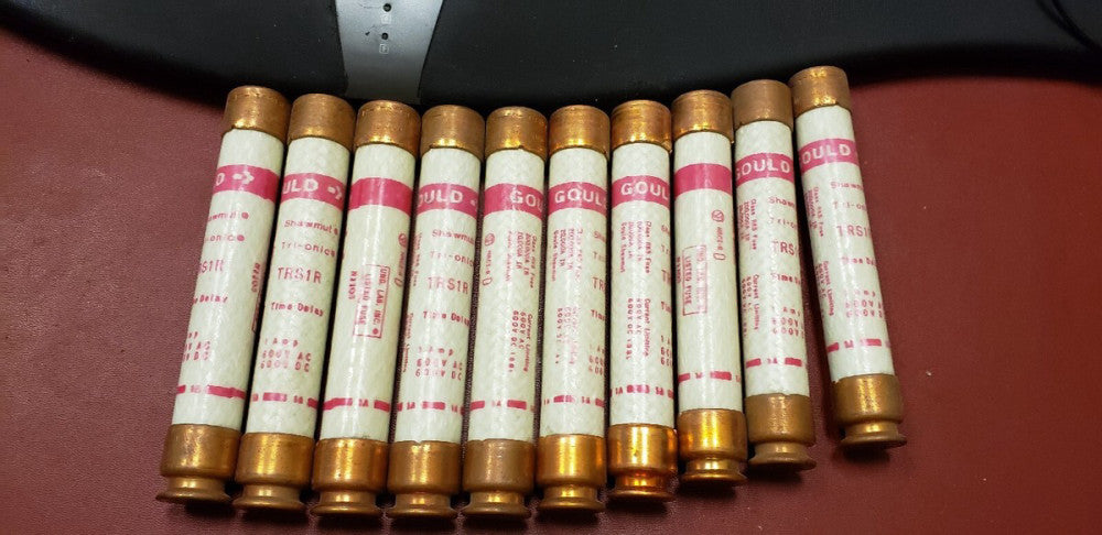 LOT OF 10 NEW Ferraz Shawmut Gould TRS1R 1 Amp Fuse Tri Onic ( GB)