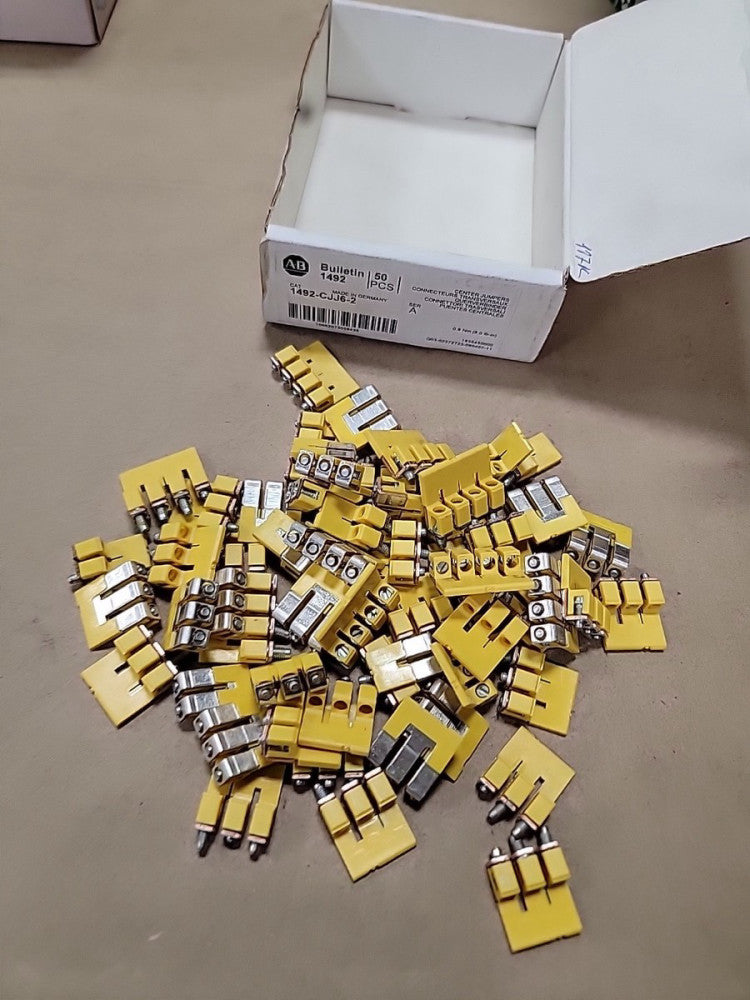 Allen Bradley 1492-CJJ6-2 Ser. A Terminal Block Center Jumper 2-Pole BOX OF 59 