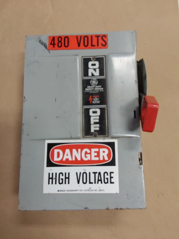 GE 30Amp 600V Fusible Safety Switch Cat No. TH3361